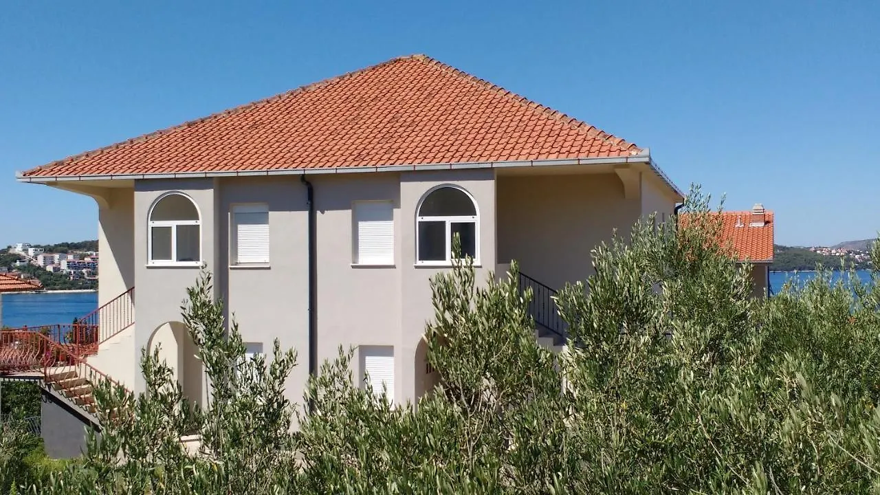 Lu-Do Apartments Trogir Croatia