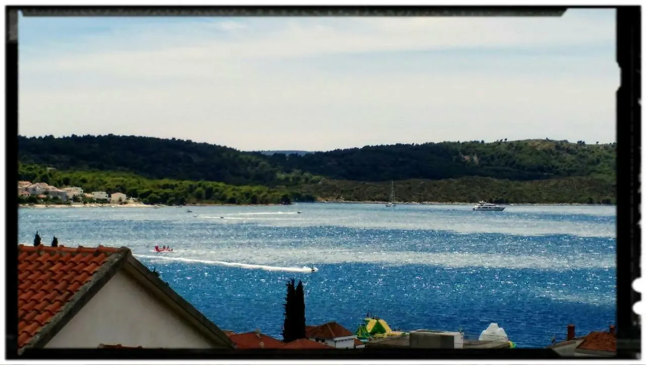 Lu-Do Apartments Trogir